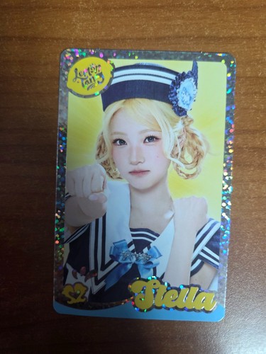 Hearts2hearts stella photocard - hearts2hearts,