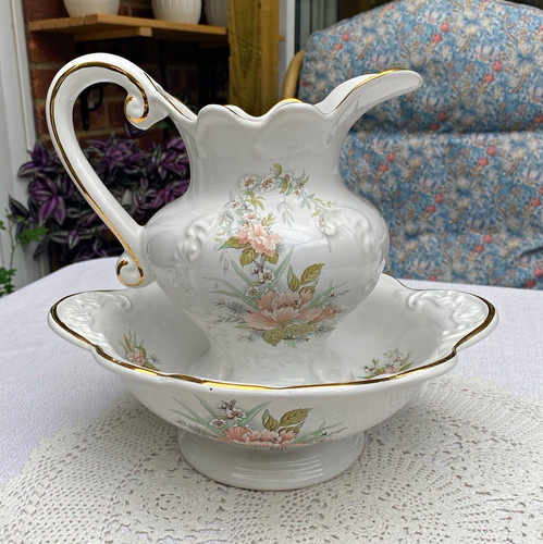 Old windsor pottery - old, vintage