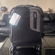 Briggs & Riley Explore