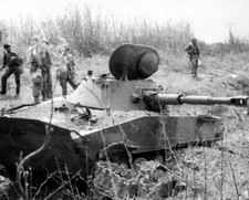 Destroyed Russian-made PT76 Tank 8x10 Vietnam War Photo 618