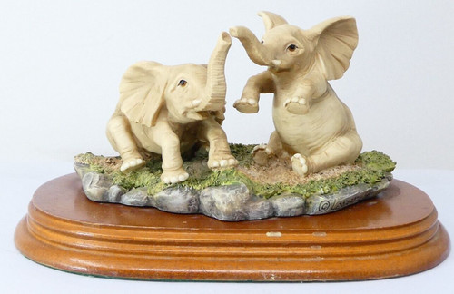 Leonardo african elephant - leonardo,