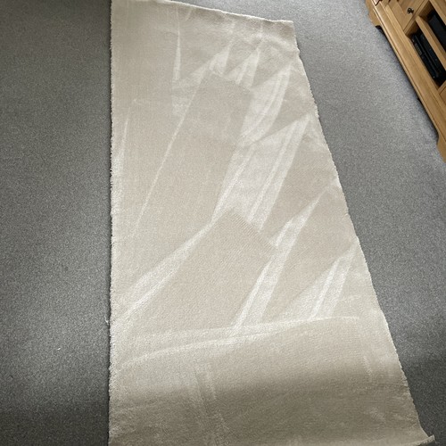Cream carpet offcut remnant