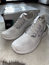 Oakley Breed Trainers Size