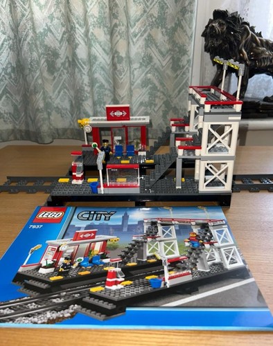 Lego city train station - train,