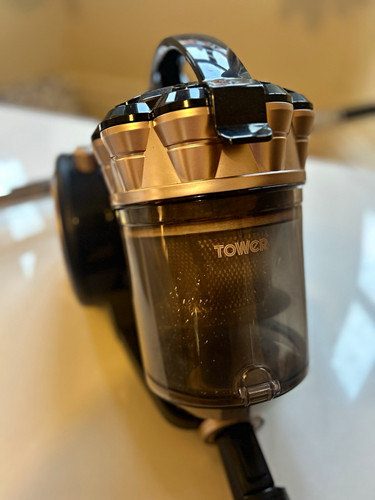 Tower bagless - tower,