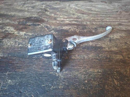 Honda cbr600f front brake - honda,