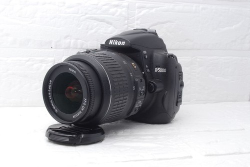 Nikon d5000 dslr camera - nikon,