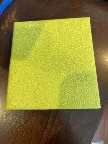 Green leatherette 5 - green,