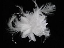 Flower Feather Bead Corsage