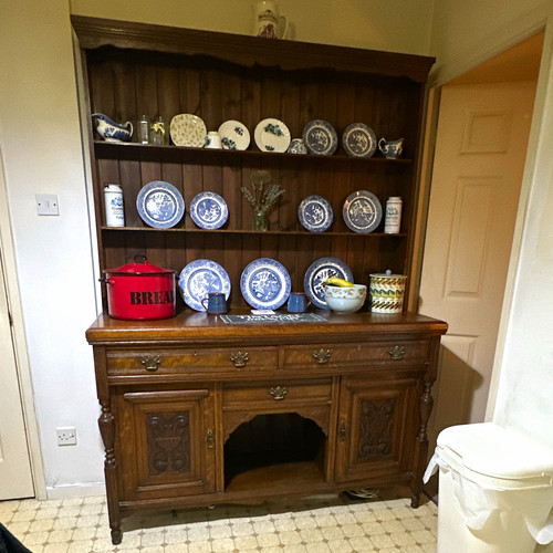 Solid oak welsh - welsh, dresser,