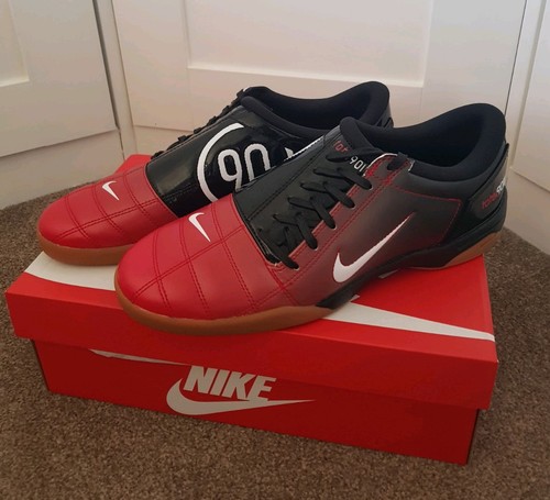 Nike total football boots - 90,