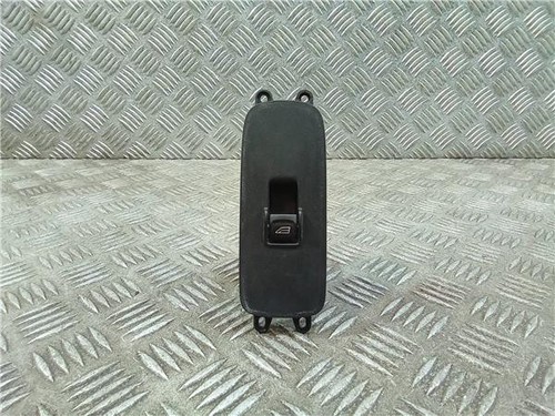 30773977 right front window - 30773977,