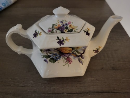 Crownford teapot exclusive - crownford,