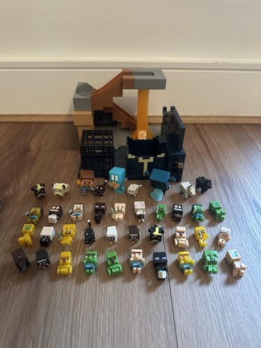 Mattel minecraft mini mode - minecraft,