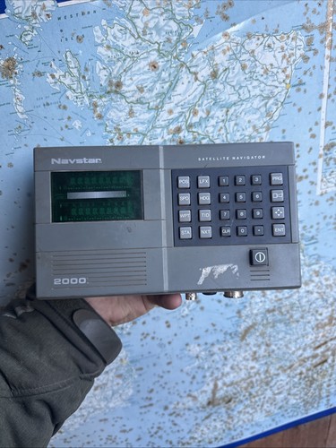 Navstar 2000 marine boat