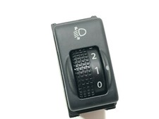 NISSAN JUKE 2011 HEADLIGHT