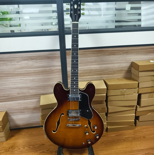 Custom 335 semi - es-335, semi-hollow