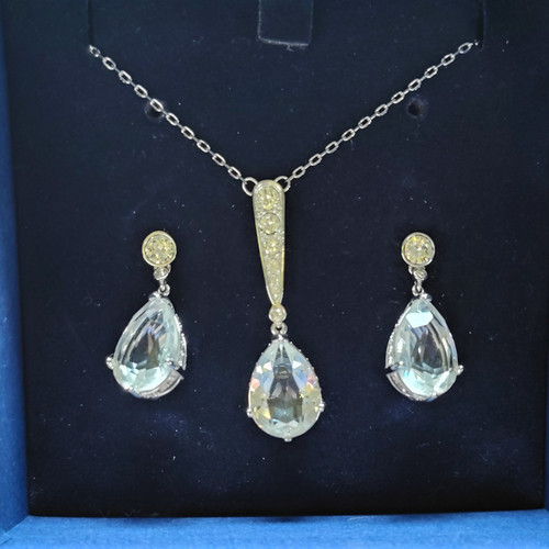 Swarovski crystal teardrop - crystal,
