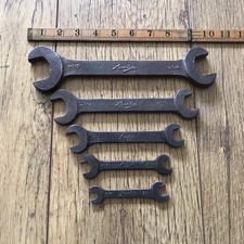 5 Vintage Austin Whitworth