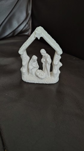 Cute jesus the manger scene - cute,