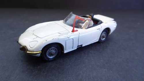 Corgi toys 336 - corgi, james
