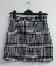 Black & White Tartan Style