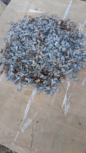 Metal hand pallet strapping - ,