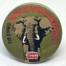 ELEPHANT Golden Wonder Crisps Operation Survival Campaign Vintage Pin Badge