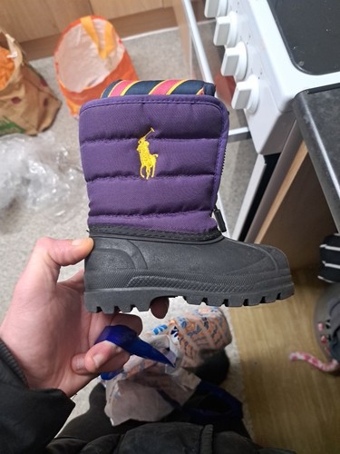 Preowned snow boots girl - snow,