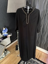 Men’s eastern European robe , throbe , kaftan size large new  black and gold 