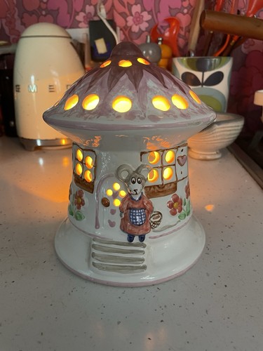 Vintage piggery pottery - piggery, mouse
