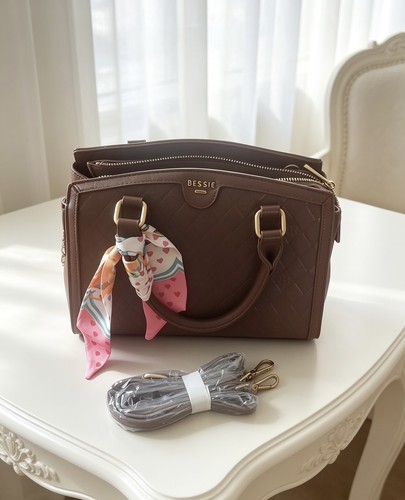 Bessie london two tone logo - two,