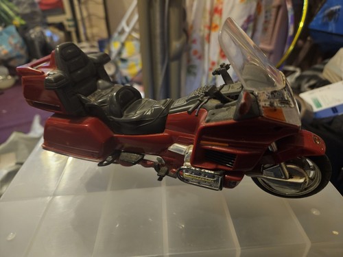 Honda gold wing plastic model - wing,