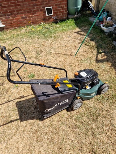Petrol lawnmower 400mm cut - petrol,