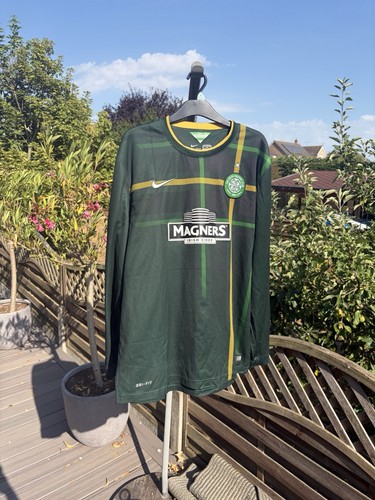 Nike celtic 2010 - celtic, away