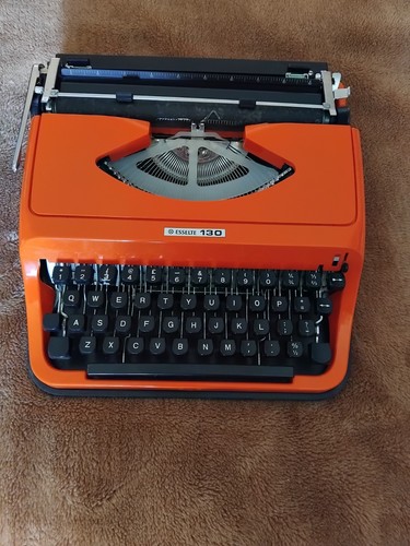 Esselte typewriter vintage - esselte,