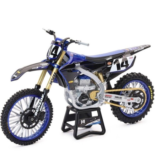 Dirt bike yamaha yzf 450 - yamaha,