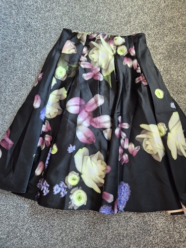 Worn once 169 - once, baker