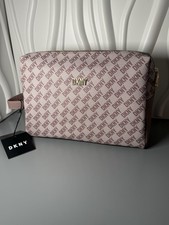 DKNY Large Cosmetic Beauty