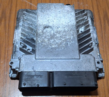 VW PASSAT B6  2.0 TDI ENGINE ECU CONTROL UNIT 03G906018CE #M642