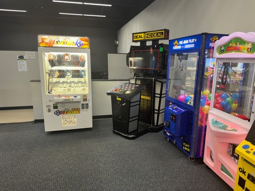 Arcade box entire - in,