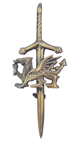 Kilt pin welsh dragon badge - dragon,