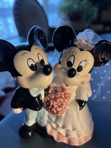 Mickey and minnie wedding - mickey,