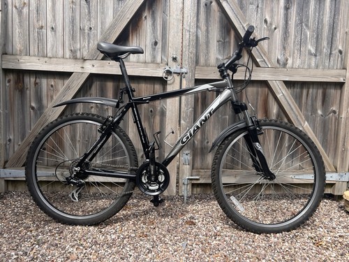 Giant boulder mountain bike - giant,