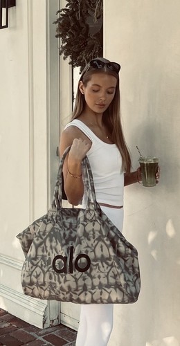 Alo yoga large tote - alo, gym