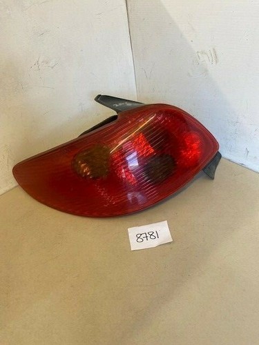 Peugeot 206 rear light cluster - rear,