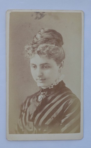 Cdv pretty 19th - cdv,