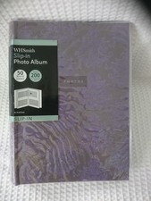 TRADITIONAL LILAC VELVET FEEL