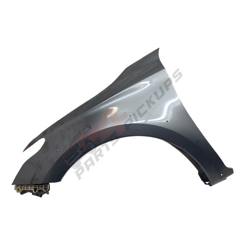 Mitsubishi l200 passenger side - passenger,