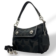 Coach Women's Shoulder Bag